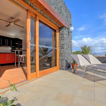 Playa Blanca Sleeps 15 Pool Air Con Wifi Villa Playa Blanca (Lanzarote)